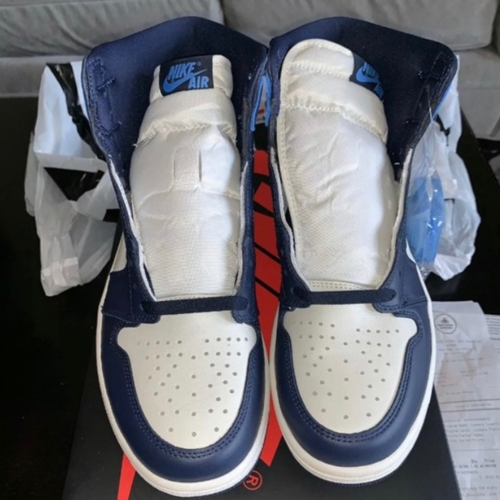Jordan 1 Retro Obsidian Unc *DEADSTOCK*